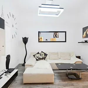 carpe-diem-arno-apartment.it-tuscanyhotel.com/